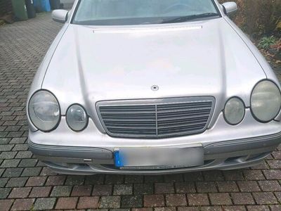 gebraucht Mercedes E220 -Klasse