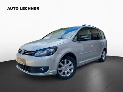 Gebraucht VW Touran Match 105 PS (77 kW) 2012 Silber Van / Kleinbus