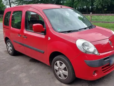 Gebraucht Renault Kangoo 87 PS (63 kW) 2011 Rot Van / Kleinbus