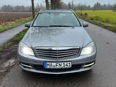 Gebraucht Mercedes C200 136 PS (100 kW) 2011 Grau Kombi