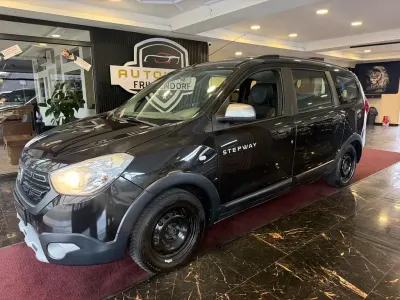Gebraucht Dacia Lodgy Stepway 102 PS (75 kW) 2017 Schwarz Van / Kleinbus