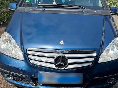 Usata Mercedes A160 95 CV (69 kW) 2010 Blu Utilitaria