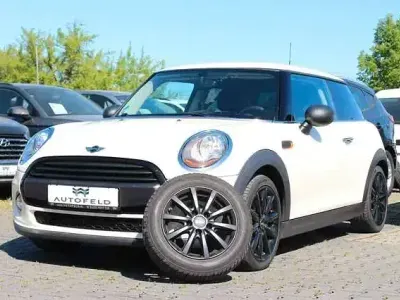 Używany Mini ONE 102 KM (75 kW) 2016 Biały Hatchback