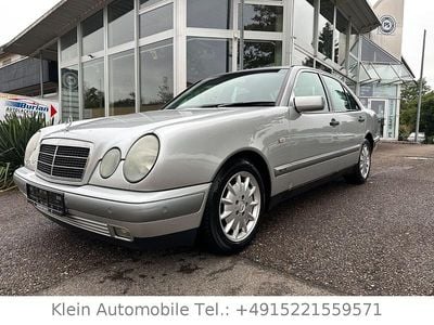 Mercedes E240