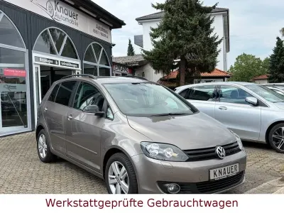 Gebraucht VW Golf VII Match 105 PS (77 kW) 2013 Grau Limousine