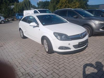 Opel Astra GTC