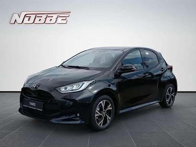 Neu Toyota Yaris Hybrid 116 PS (85 kW) 2025 Grau Limousine