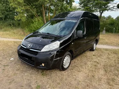 Gebraucht Toyota Proace Comfort 128 PS (94 kW) 2014 Schwarz Van / Kleinbus