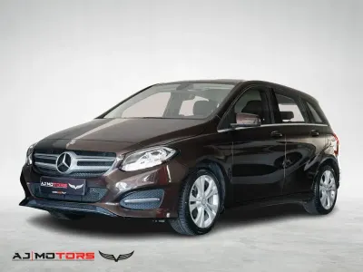 Gebraucht Mercedes B200 156 PS (114 kW) 2015 Braun Kleinwagen