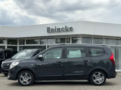 Gebraucht Dacia Lodgy 131 PS (96 kW) 2020 Silber Van / Kleinbus