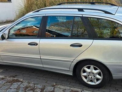 Usata Mercedes C180 Classic 143 CV (105 kW) 2006 Argento Berlina