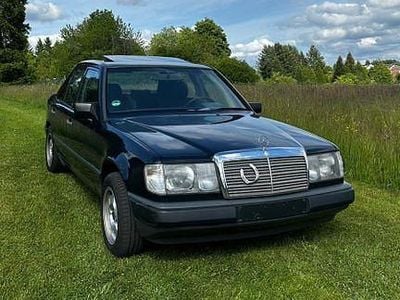 Usata Mercedes E260 160 CV (117 kW) 1988 Berlina