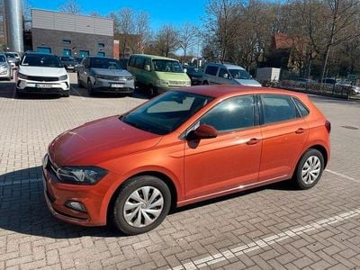 Occasion VW Polo Highline 90 PK (66 kW) 2018 Oranje Hatchback