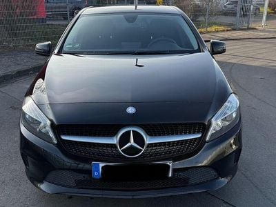 Schwarz Gebraucht 2017 Mercedes A180 Limousine | 12.000 € (Guter Preis)