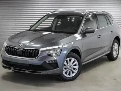 Neu Skoda Kamiq Selection 116 PS (85 kW) 2025 Grau SUV