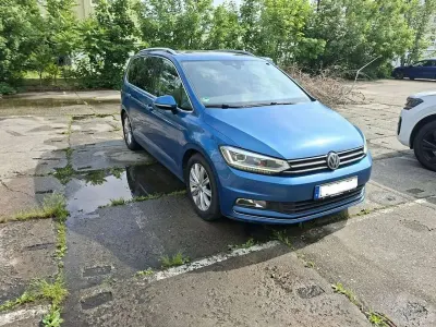 Gebraucht VW Touran Highline 150 PS (110 kW) 2016 Blau Van / Kleinbus
