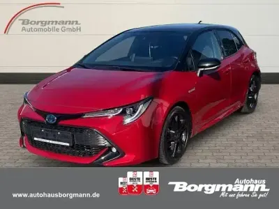 Gebraucht Toyota Corolla Team 122 PS (89 kW) 2020 3u5)/ black mica (209) (rot Limousine