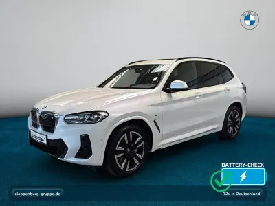 Gebraucht BMW iX3 M Sport 210 kW (286 PS) 2023 Mineralweiß SUV