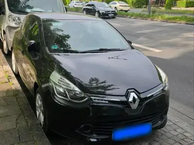 Używany Renault Clio IV 2015 Czarny Hatchback