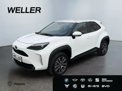 Gebraucht Toyota Yaris Cross Team 116 PS (85 kW) 2022 Weiß SUV
