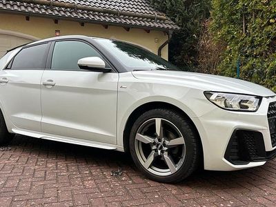 Gebraucht Audi A1 S-Line 95 PS (69 kW) 2020 Weiß SUV