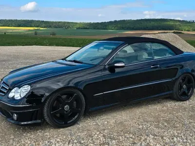 Gebraucht Mercedes CLK500 387 PS (284 kW) 2008 Schwarz Cabrio