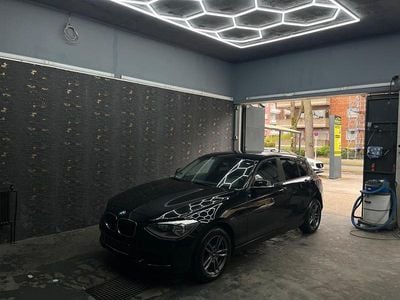 Gebraucht BMW 116 136 PS (100 kW) 2012 Schwarz Kleinwagen