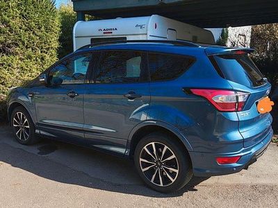 Gebraucht Ford Kuga ST-Line 175 PS (128 kW) 2018 Blau SUV