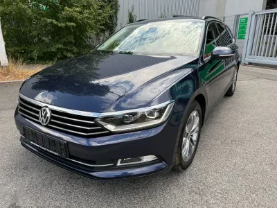 Gebraucht VW Passat 179 PS (131 kW) 2017 Blau Kombi