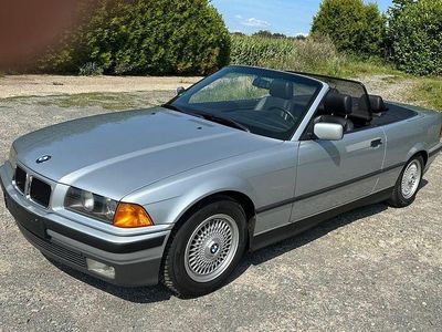 Gebraucht BMW 325 Cabriolet M Sport 192 PS (141 kW) 1994 Silber Cabrio