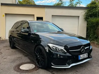 Gebraucht Mercedes C43 AMG AMG 367 PS (269 kW) 2017 Schwarz Kombi