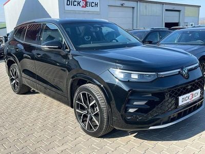 Second-hand VW Tayron R-line 193 CP (141 kW) 2025 Negru SUV