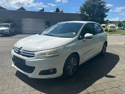Gebraucht Citroën C4 Business Class 92 PS (67 kW) 2012 Weiß Limousine