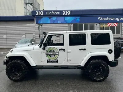 Gebraucht Jeep Wrangler Unlimited 199 PS (146 kW) 2011 Weiß SUV