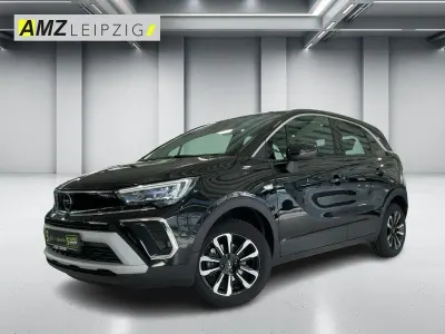 Gebraucht Opel Crossland X Elegance 110 PS (80 kW) 2024 Lackierung schwarz perla nera/ SUV