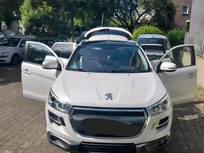 Peugeot 4008