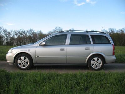 gebraucht Opel Astra Caravan Elegance Xenon ESP AHK 6x Airbag PDC TÜV 02/25