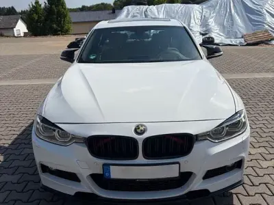 Gebraucht BMW 330 M Sport 252 PS (185 kW) 2017 Weiß Limousine