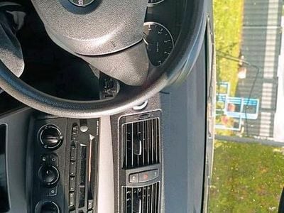 Gebraucht BMW 116 116 PS (85 kW) 2005 Schwarz Kleinwagen