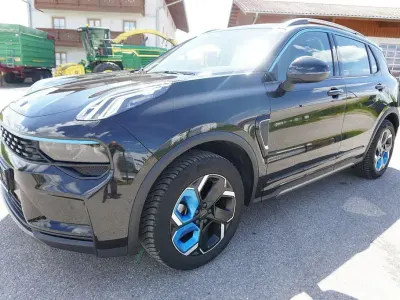 Gebraucht Lynk & Co 01