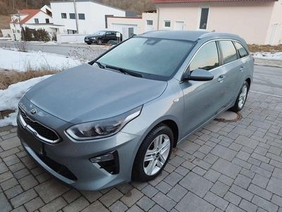 Gebraucht Kia Ceed Sportswagon Vision 136 PS (100 kW) 2019 Silber Kombi
