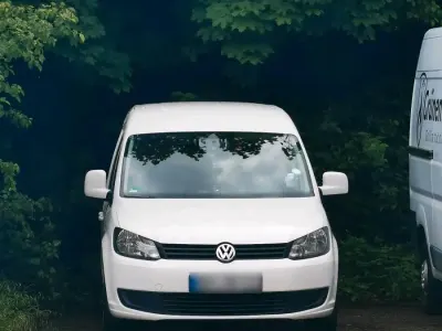 Gebraucht VW Caddy 109 PS (80 kW) 2012 Weiß Van / Kleinbus