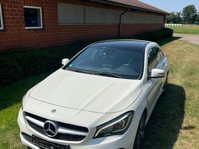 Mercedes CLA220 Shooting Brake