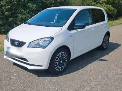 Gebraucht Seat Mii CONNECT 60 PS (44 kW) 2016 Weiß Kleinwagen