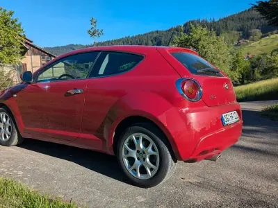 Gebraucht Alfa Romeo MiTo Turismo 90 PS (66 kW) 2009 Rot Kleinwagen