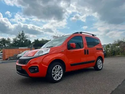 Gebraucht Fiat Qubo Trekking 77 PS (56 kW) 2019 Orange Van / Kleinbus