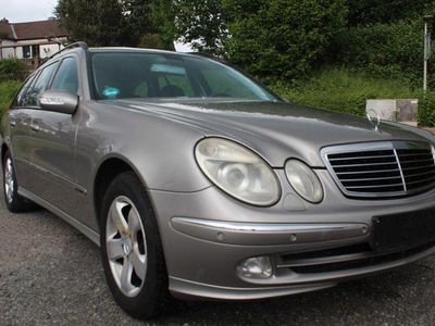 Mercedes E240