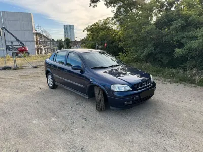 Gebraucht Opel Astra 101 PS (74 kW) 2001 Blau Limousine