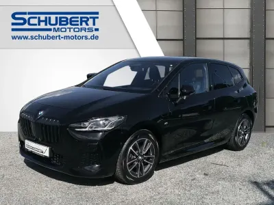 Gebraucht BMW 220 Active Tourer M Sport 156 PS (114 kW) 2023 Schwarz Van / Kleinbus