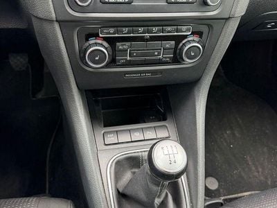 Usata VW Golf VI Trendline 80 CV (58 kW) 2010 Blu Utilitaria